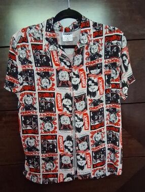 💎 Unisex SMALL Chucky Short-Sleeve Button-Down Shirt in White, Black & Red